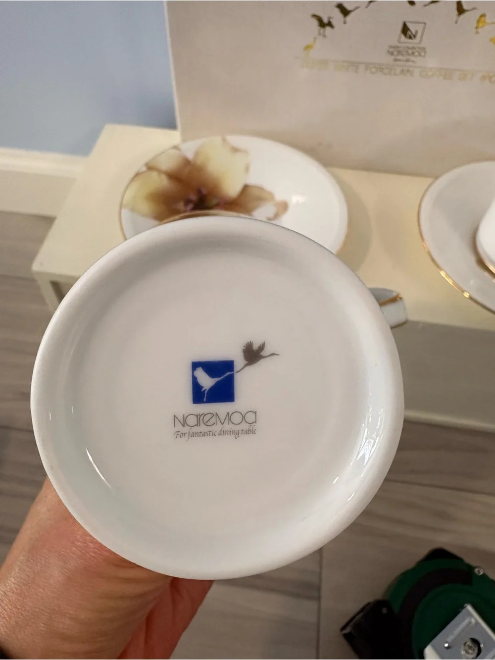 Naremoa Studio Collection White Porcelain Lily Coffee Cup Saucer Set Boxed 4pc